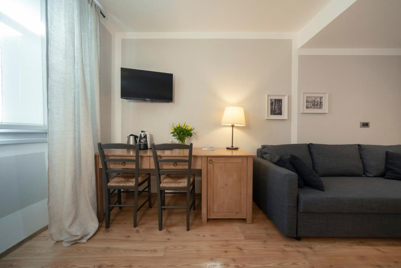 La Canonica New Location Apartamento